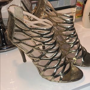 ELIE TAHARI Gold Sandal Heels